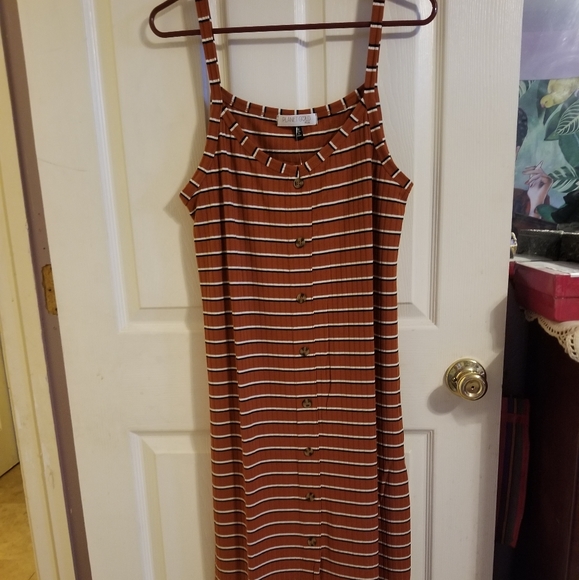 Planted Gold Button Front Midi Dress - Picture 1 of 8